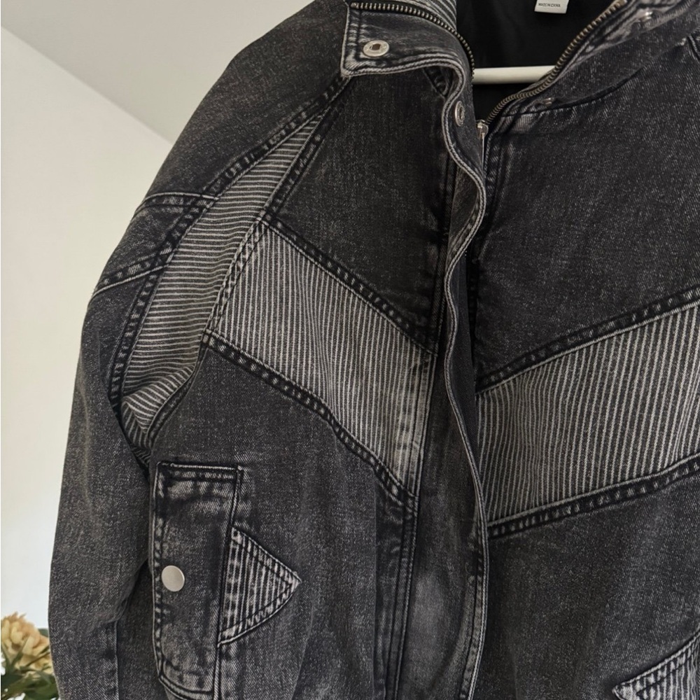 Forever 21 Striped Grey Denim Bomber Jacket - Picture 4 of 4